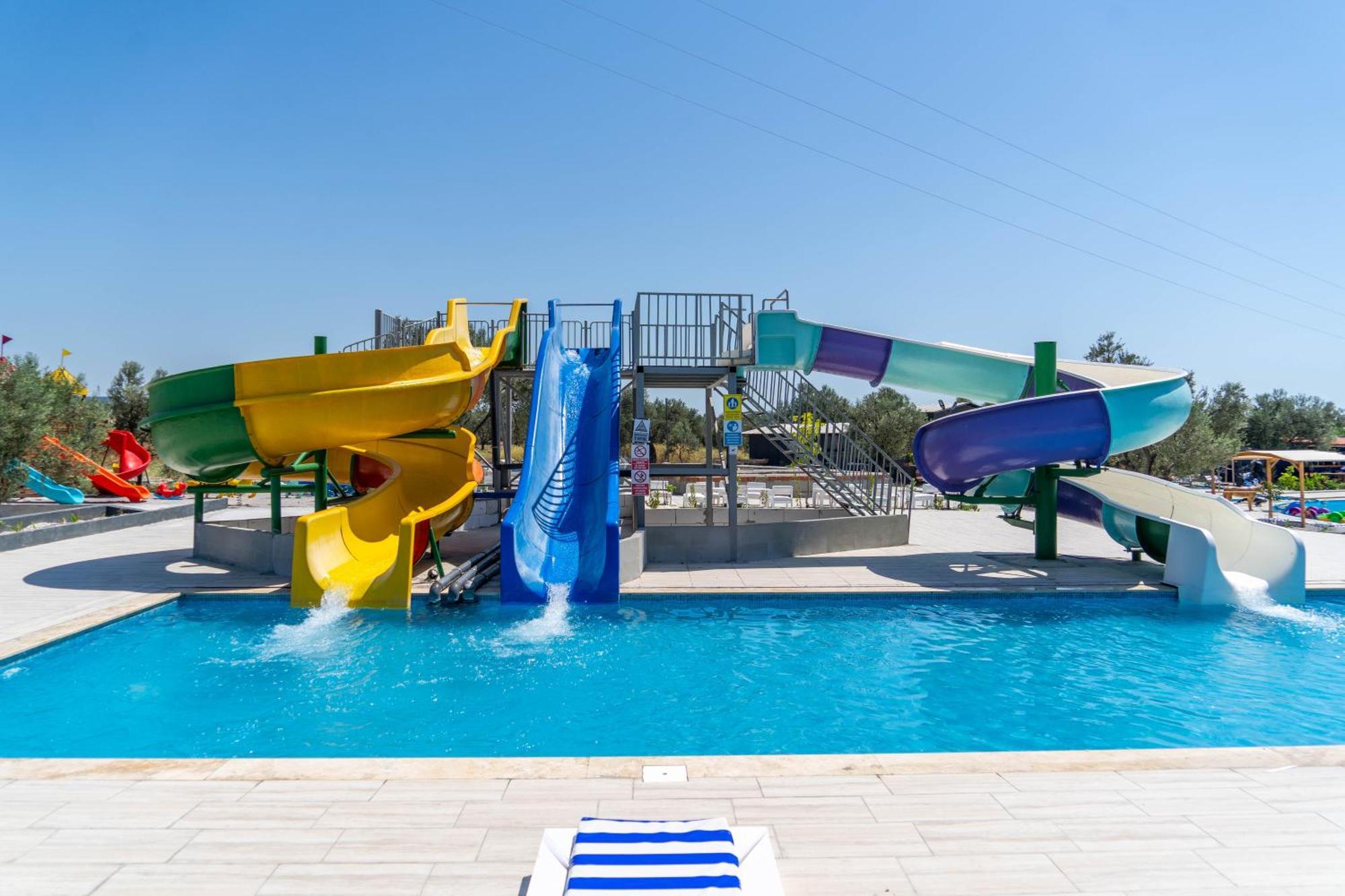 Simlarda Country Club Ayvalik Villa Bagian luar foto
