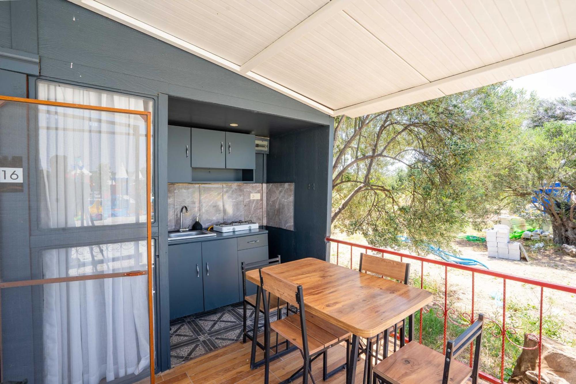 Simlarda Country Club Ayvalik Villa Bagian luar foto