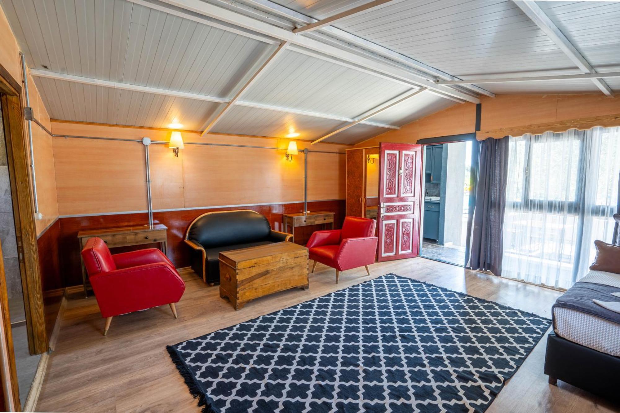 Simlarda Country Club Ayvalik Villa Bagian luar foto