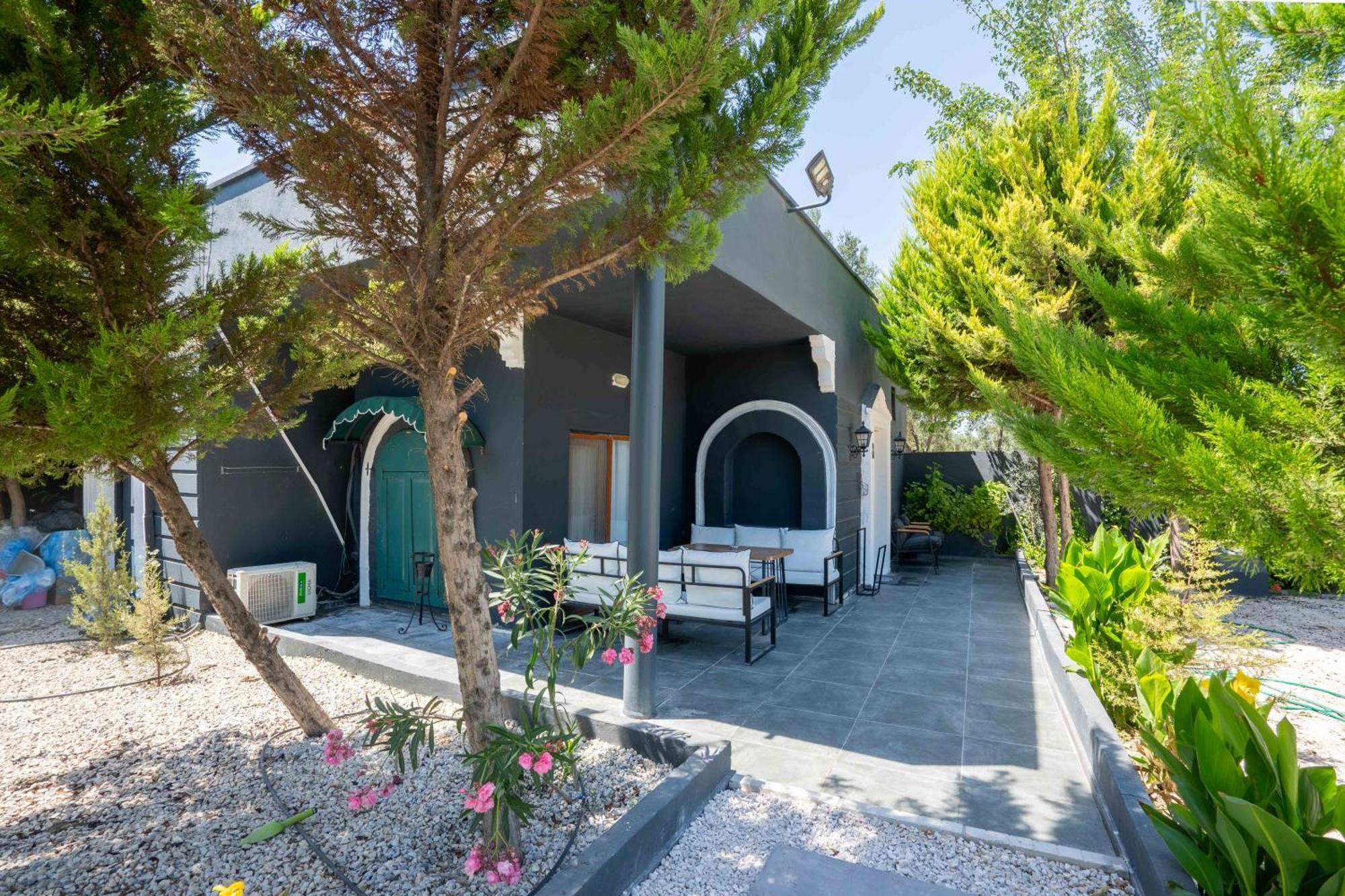 Simlarda Country Club Ayvalik Villa Bagian luar foto