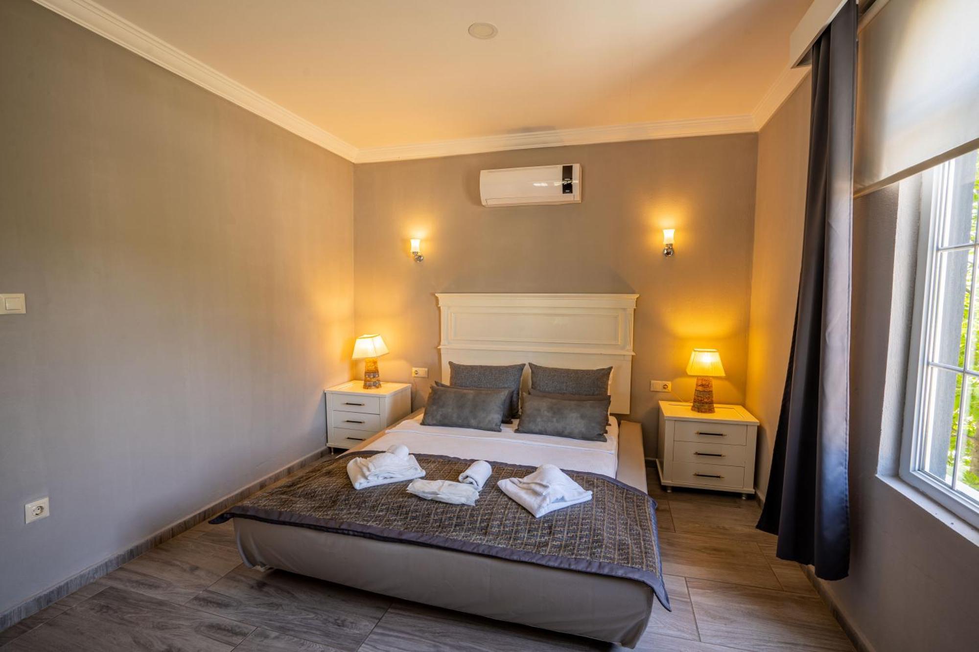 Simlarda Country Club Ayvalik Villa Bagian luar foto