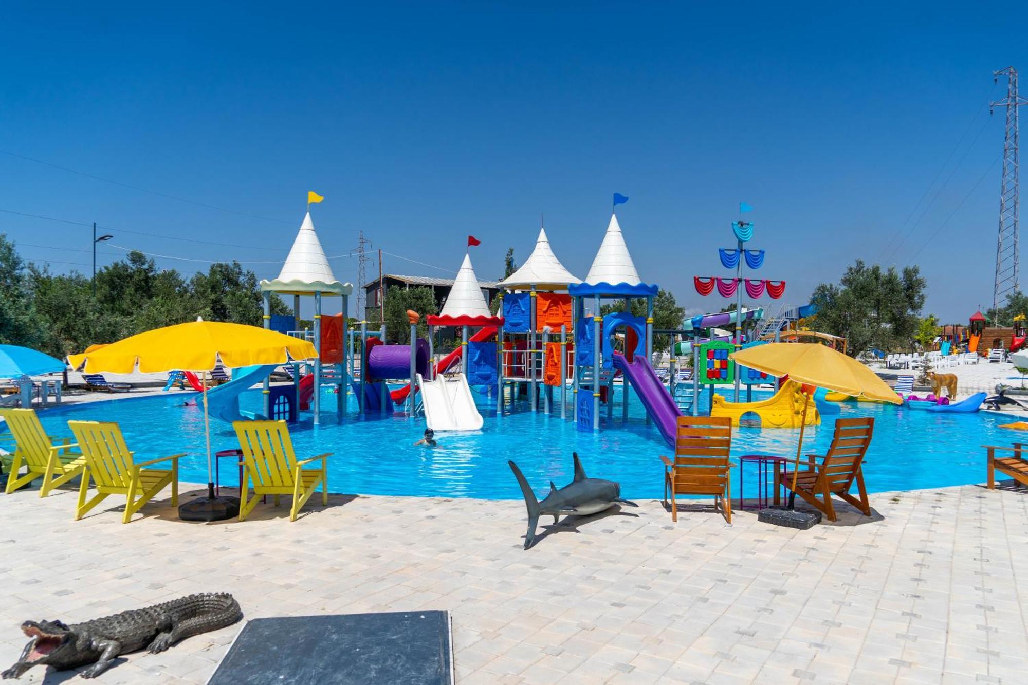 Simlarda Country Club Ayvalik Villa Bagian luar foto